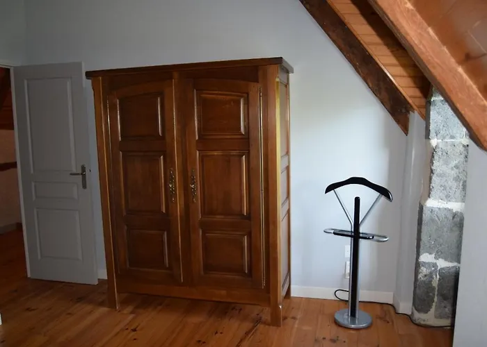 Casa de Férias 4 Personnes Dans Le Cantal Animaux Bienvenus *